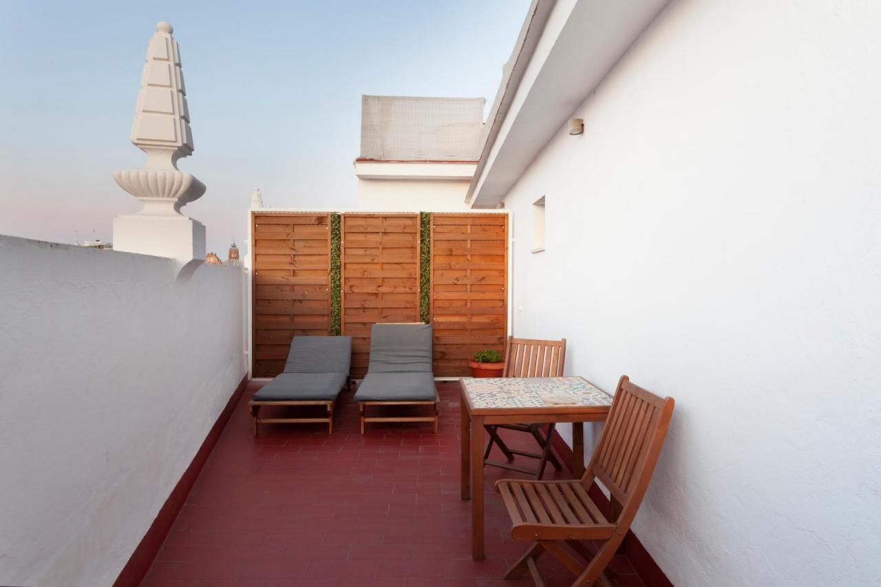 Petit Palace Puerta De Triana Sevilla Eksteriør bilde
